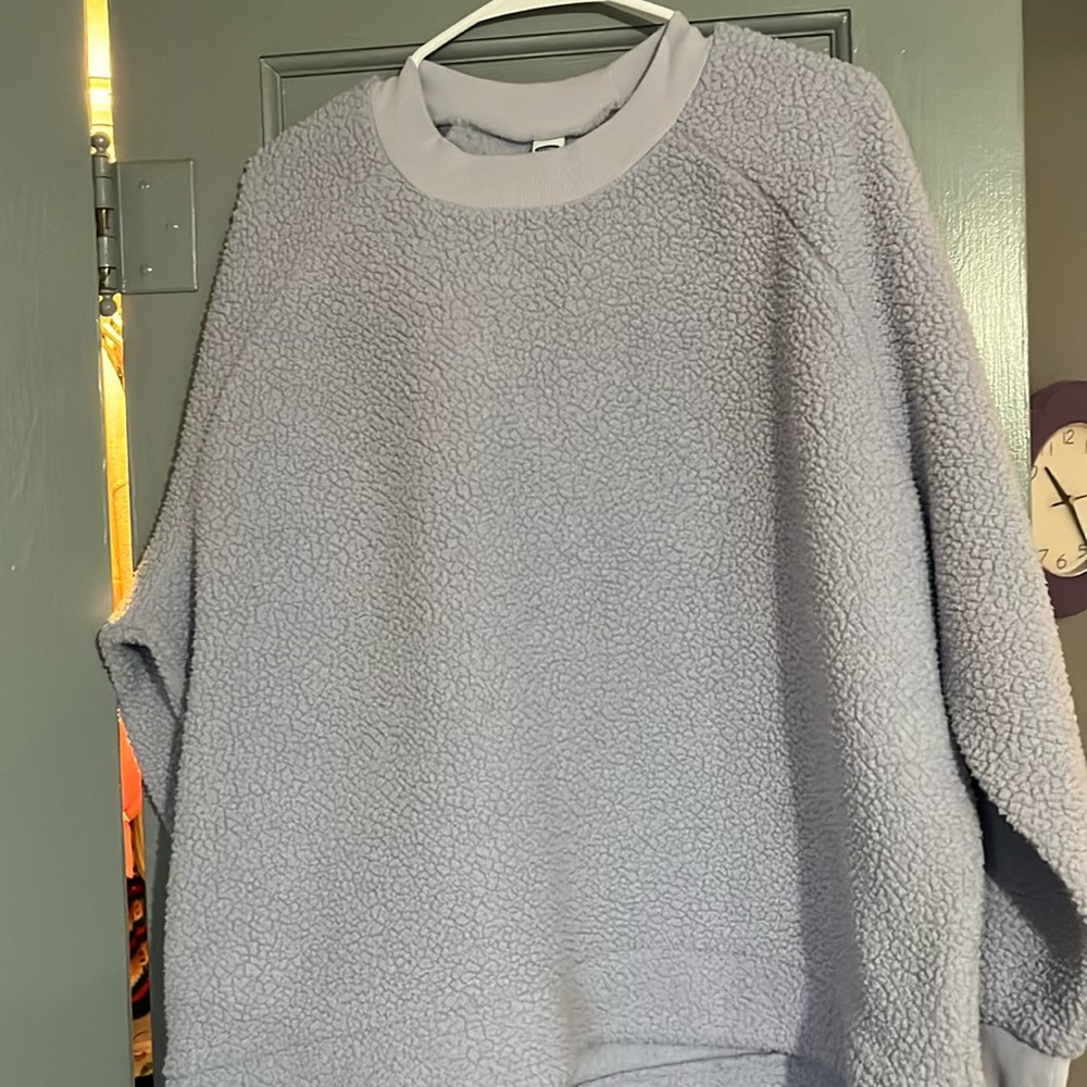Cozy Womens light lavender fleece pullover